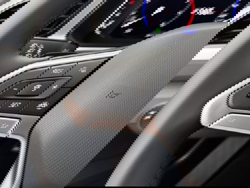 Volkswagen T-Roc nuova a Vicenza (17)