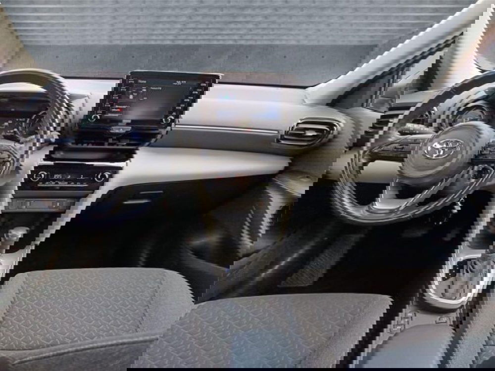 Toyota Yaris Cross usata a Bari (13)