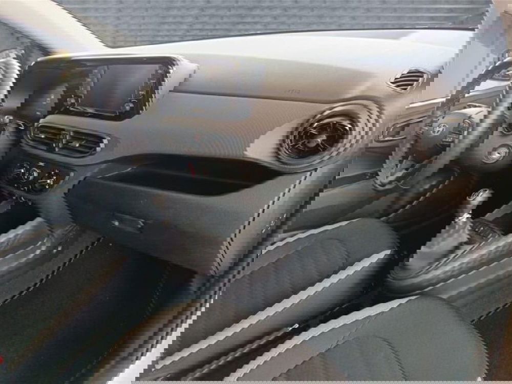 Hyundai i10 usata a Bari (11)