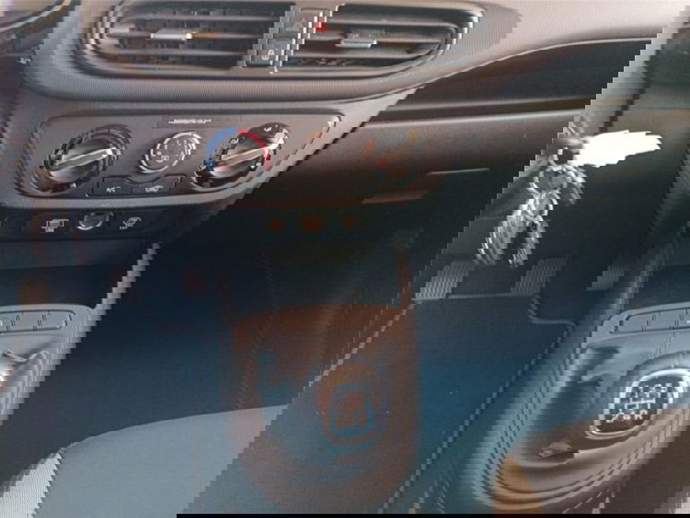 Hyundai i10 usata a Bari (18)