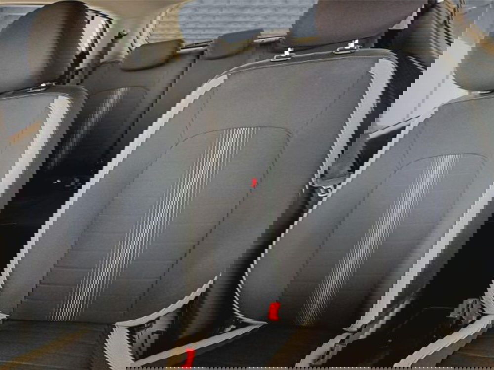 Hyundai i10 usata a Bari (19)