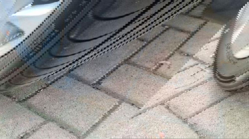 Hyundai i10 usata a Savona (7)