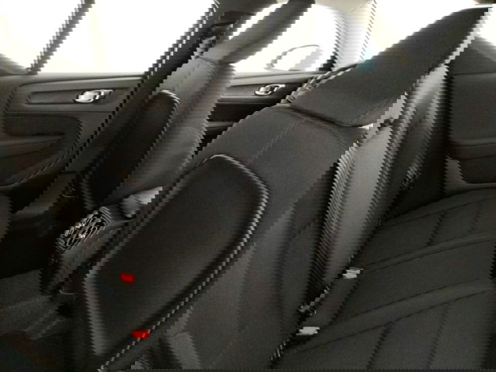 Volvo XC40 nuova a Modena (13)
