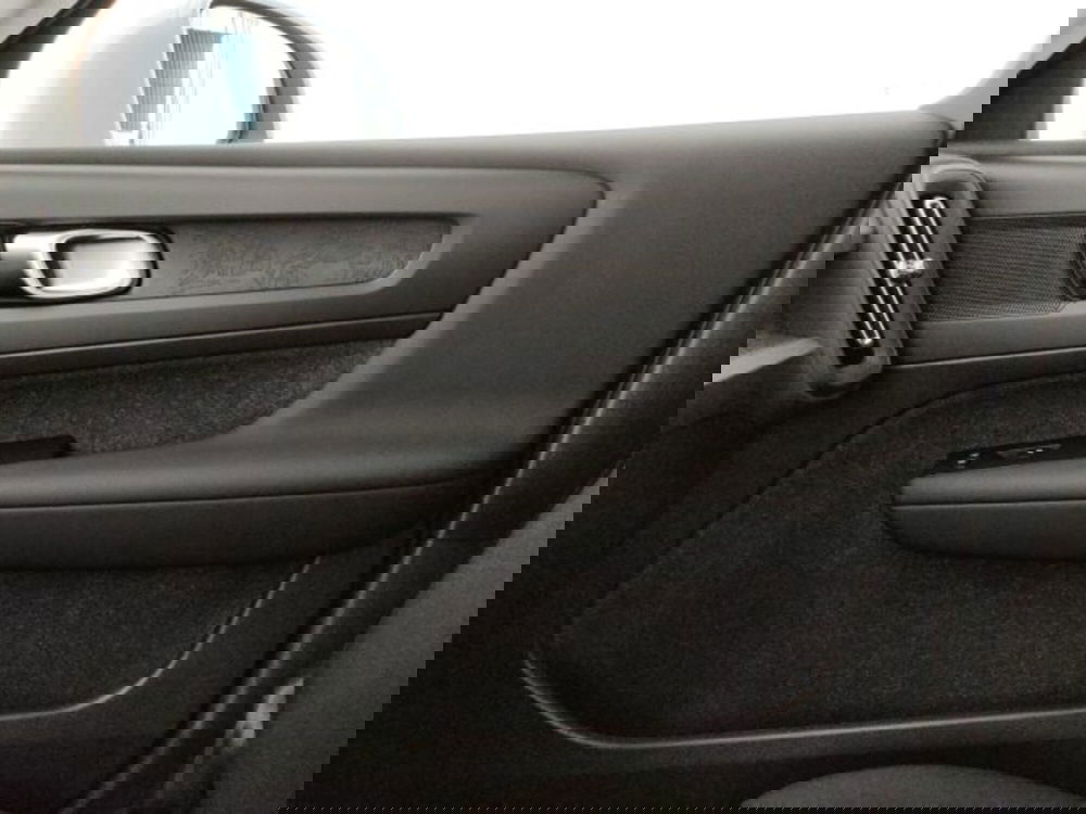 Volvo XC40 nuova a Modena (20)