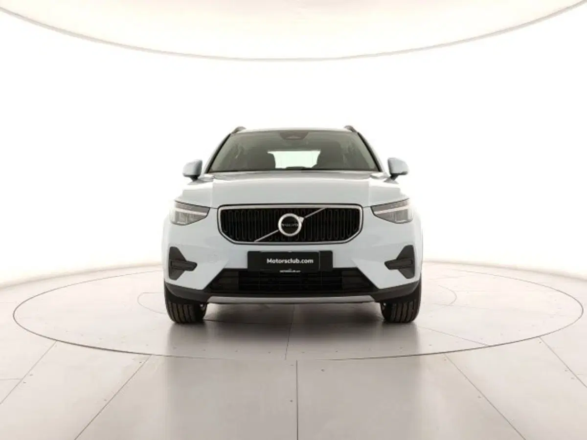 Volvo XC40 nuova a Modena (9)