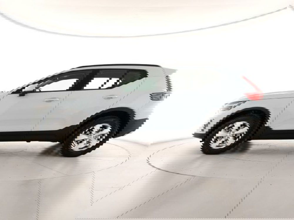 Volvo XC40 nuova a Modena (3)