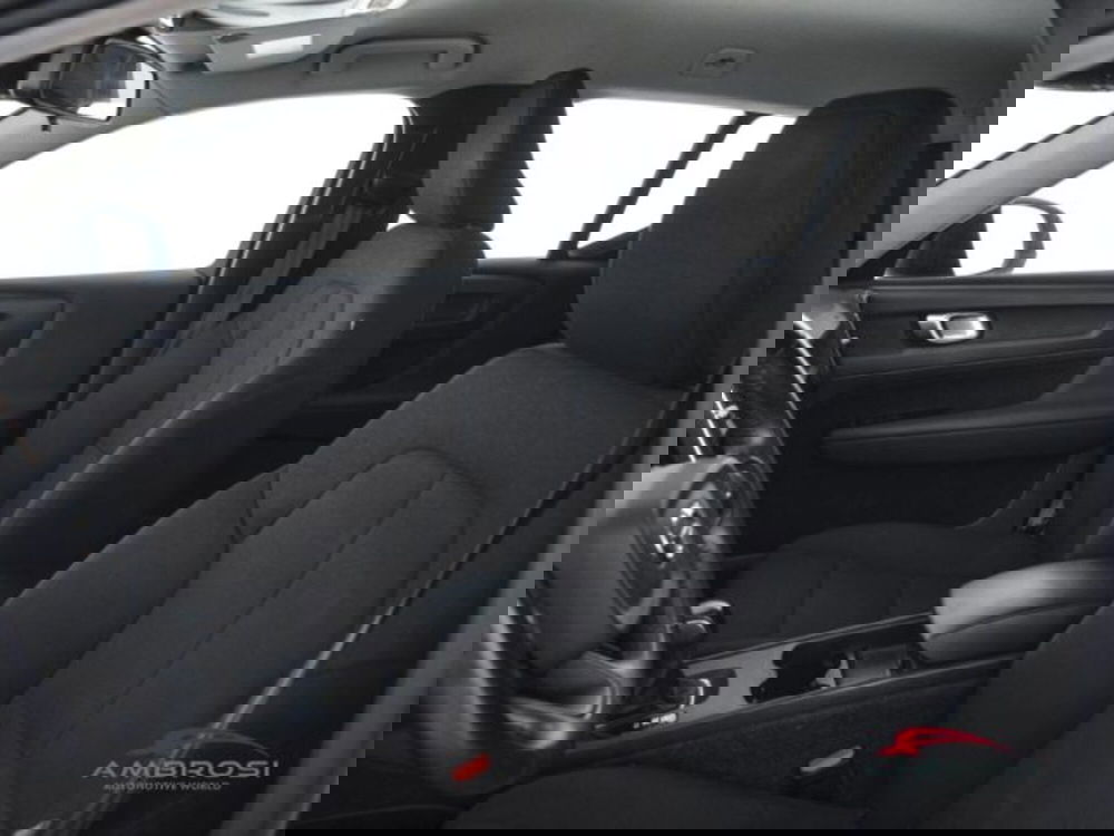 Volvo XC40 usata a Perugia (9)