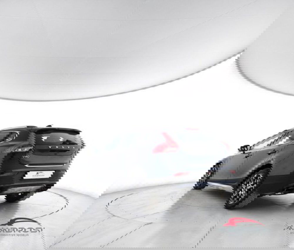 Volvo V40 Cross Country usata a Perugia (4)