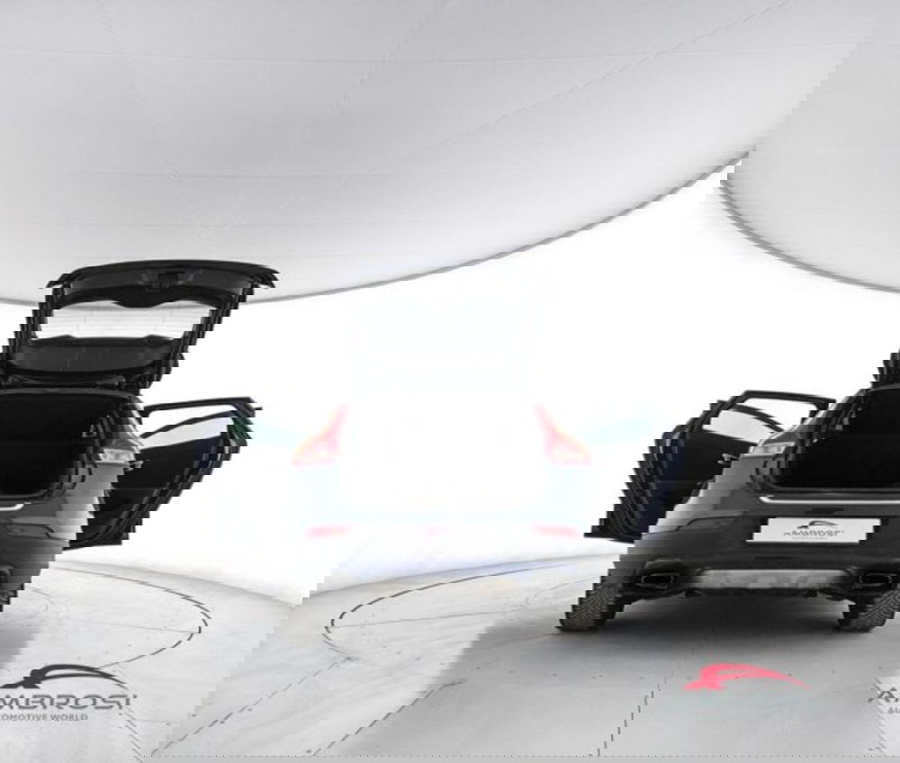 Volvo V40 Cross Country usata a Perugia (7)