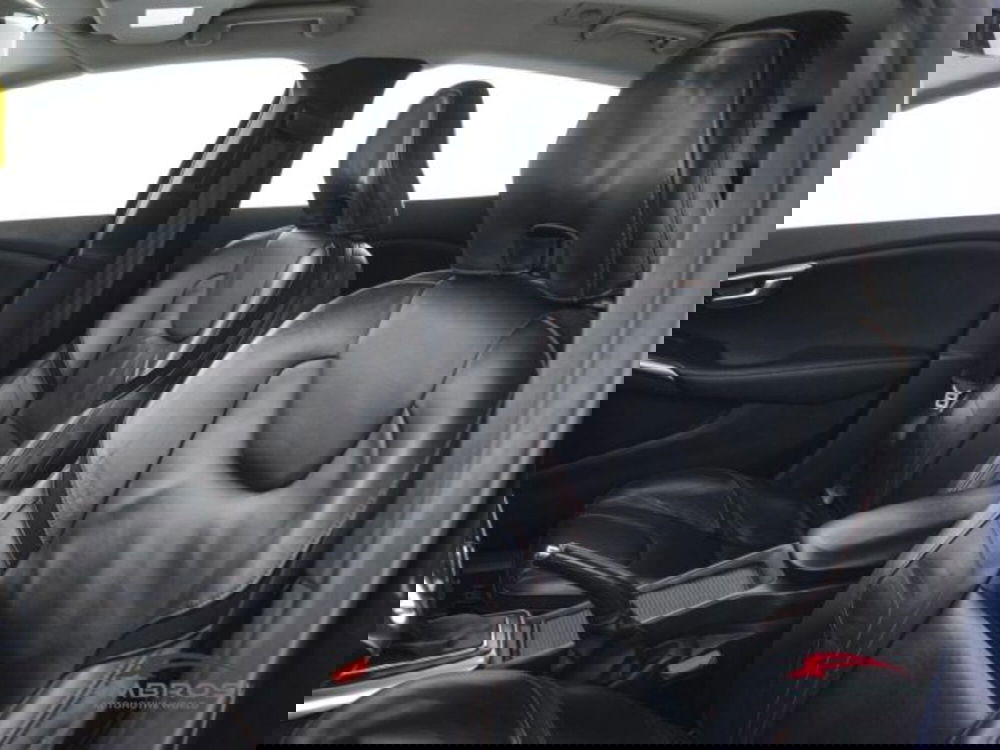 Volvo V40 Cross Country usata a Perugia (9)