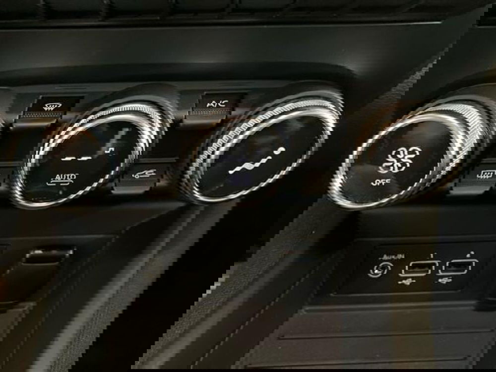 Renault Zoe usata a Como (14)