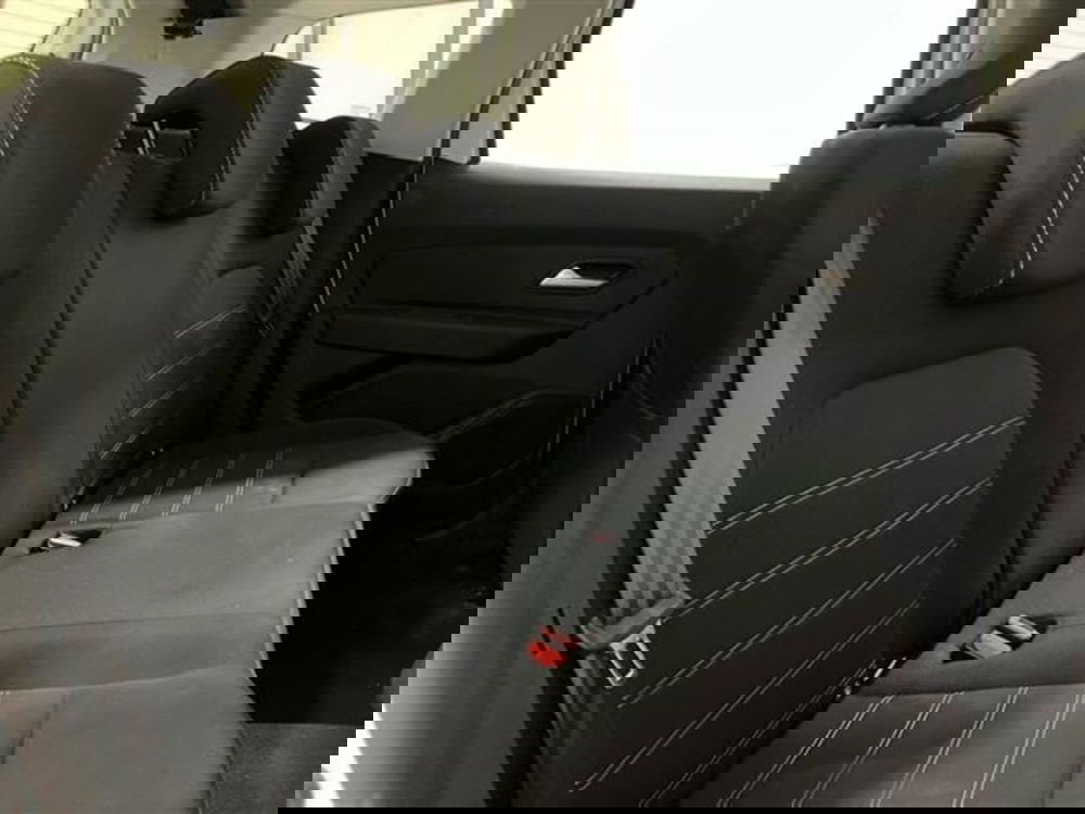 Dacia Duster usata a Como (12)