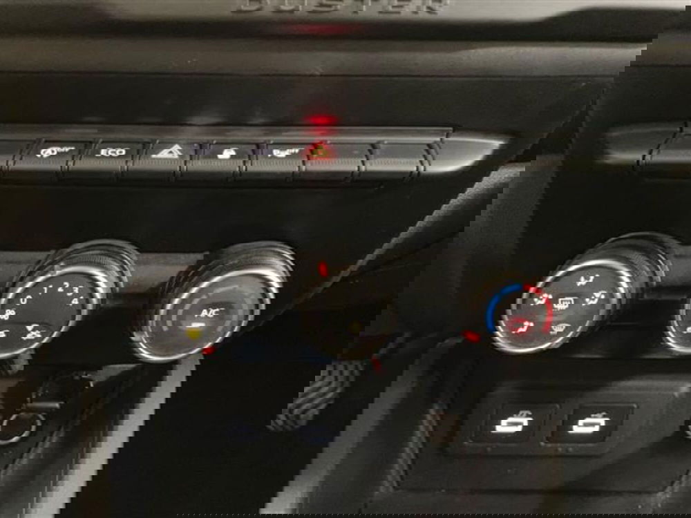 Dacia Duster usata a Como (14)