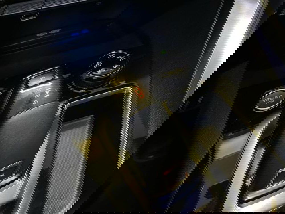 Peugeot 3008 usata a Como (19)