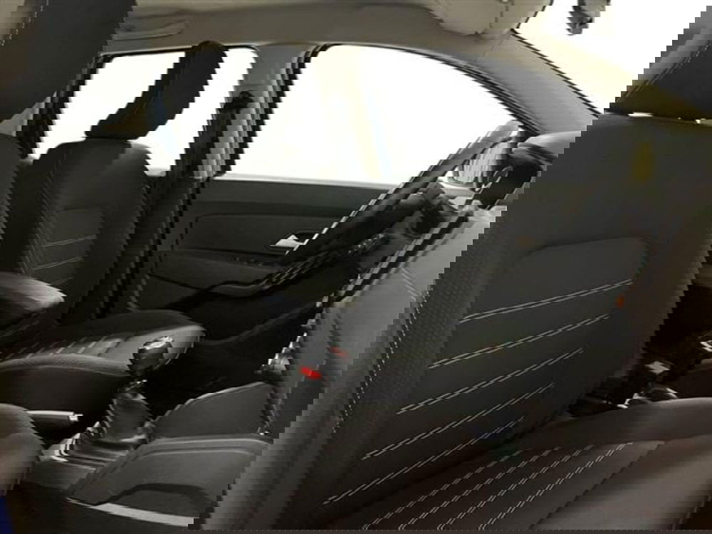 Dacia Duster usata a Como (11)