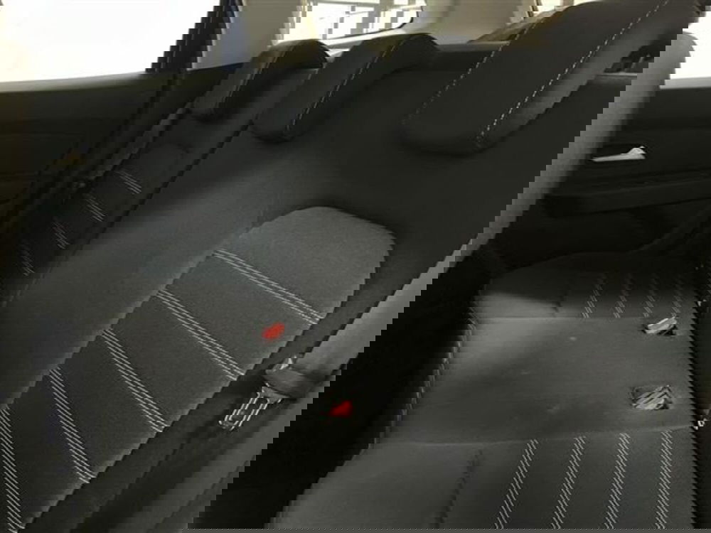 Dacia Duster usata a Como (12)