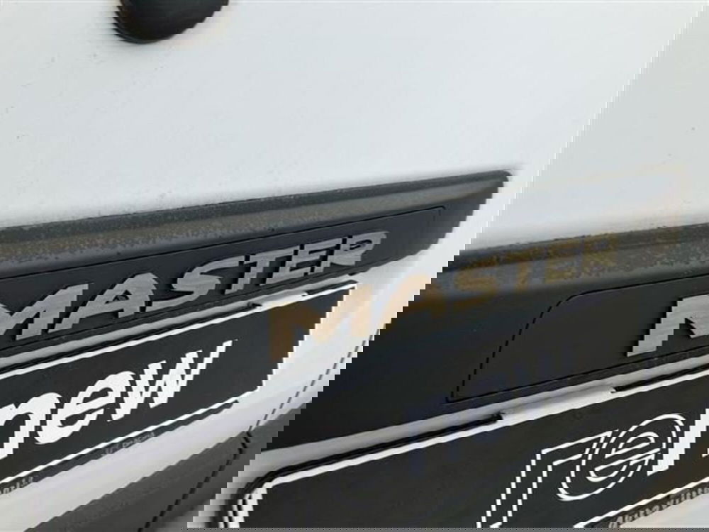 Renault Master Furgone usata a Como (18)