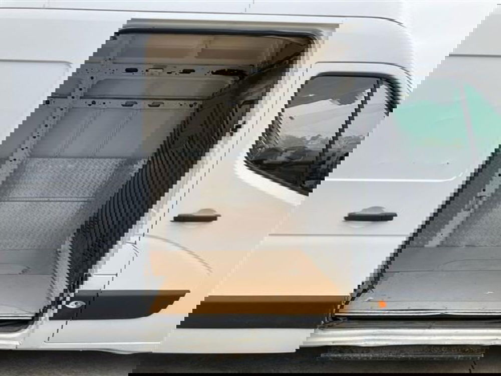 Renault Master Furgone usata a Como (8)