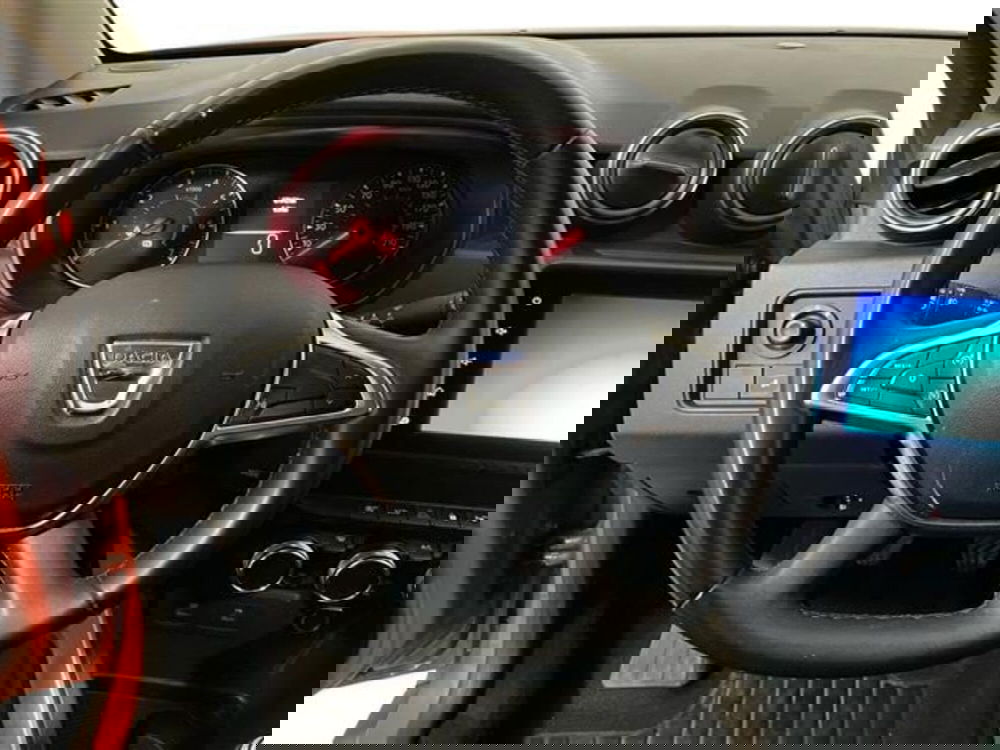 Dacia Duster usata a Como (16)