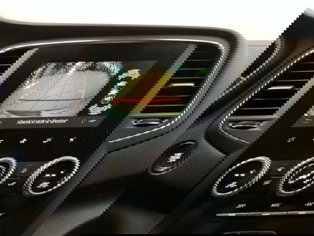 Renault Megane E-Tech Electric usata a Como (14)