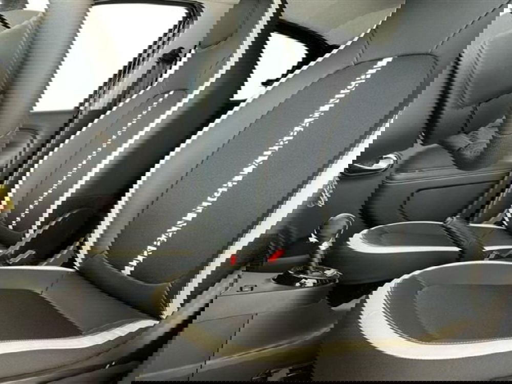 Renault Twingo nuova a Como (11)