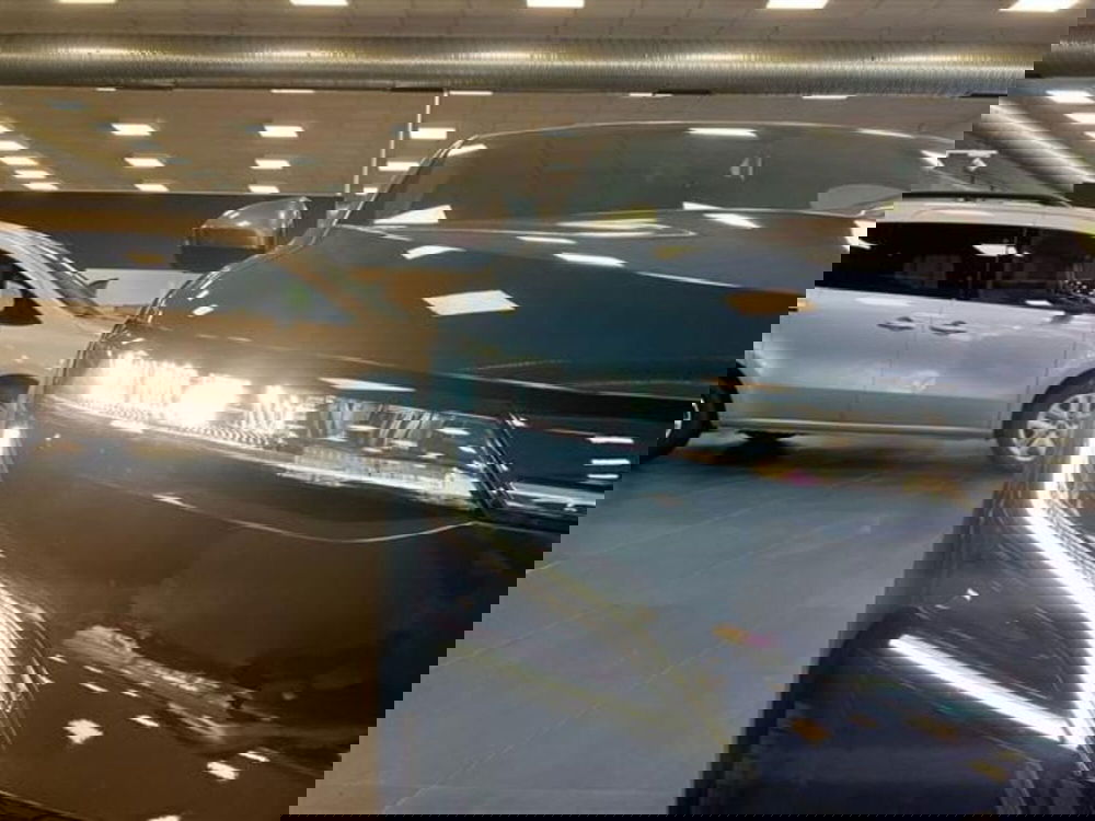 Renault Megane E-Tech Electric nuova a Como (7)