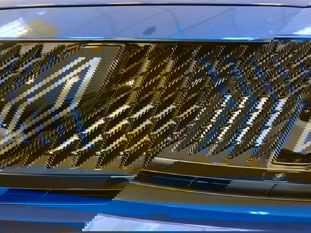 Renault Rafale nuova a Como (17)