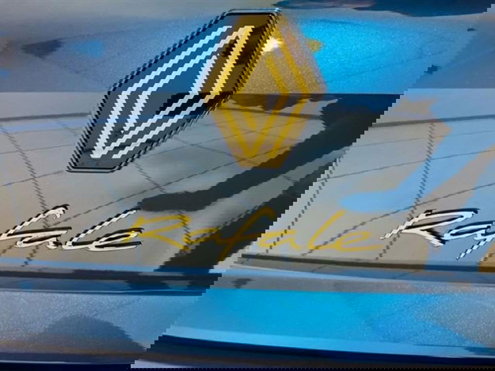 Renault Rafale nuova a Como (18)