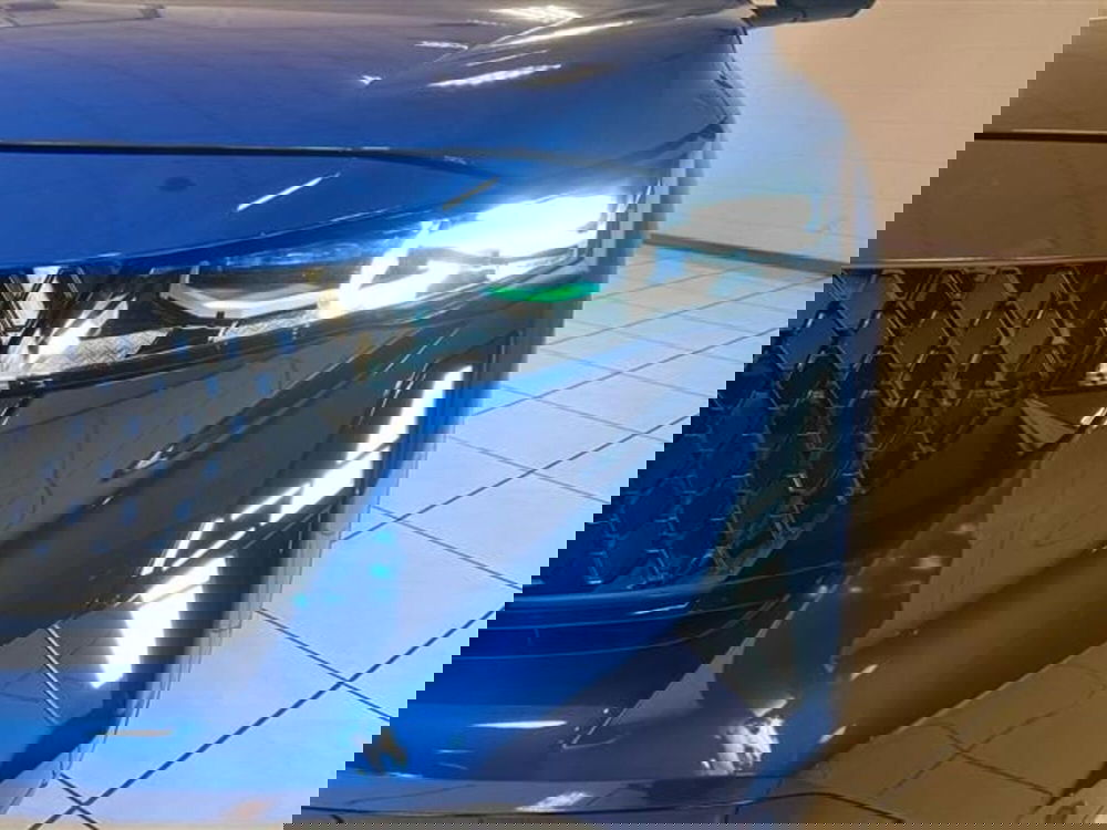 Renault Rafale nuova a Como (7)