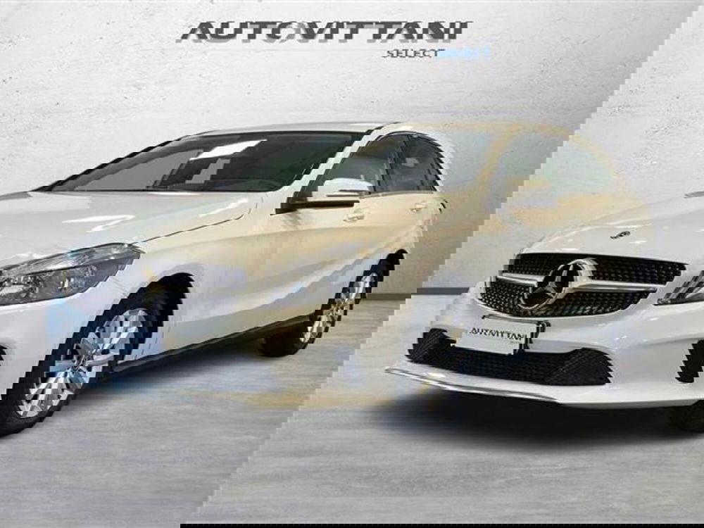 Mercedes-Benz CLA Shooting Brake usata a Como