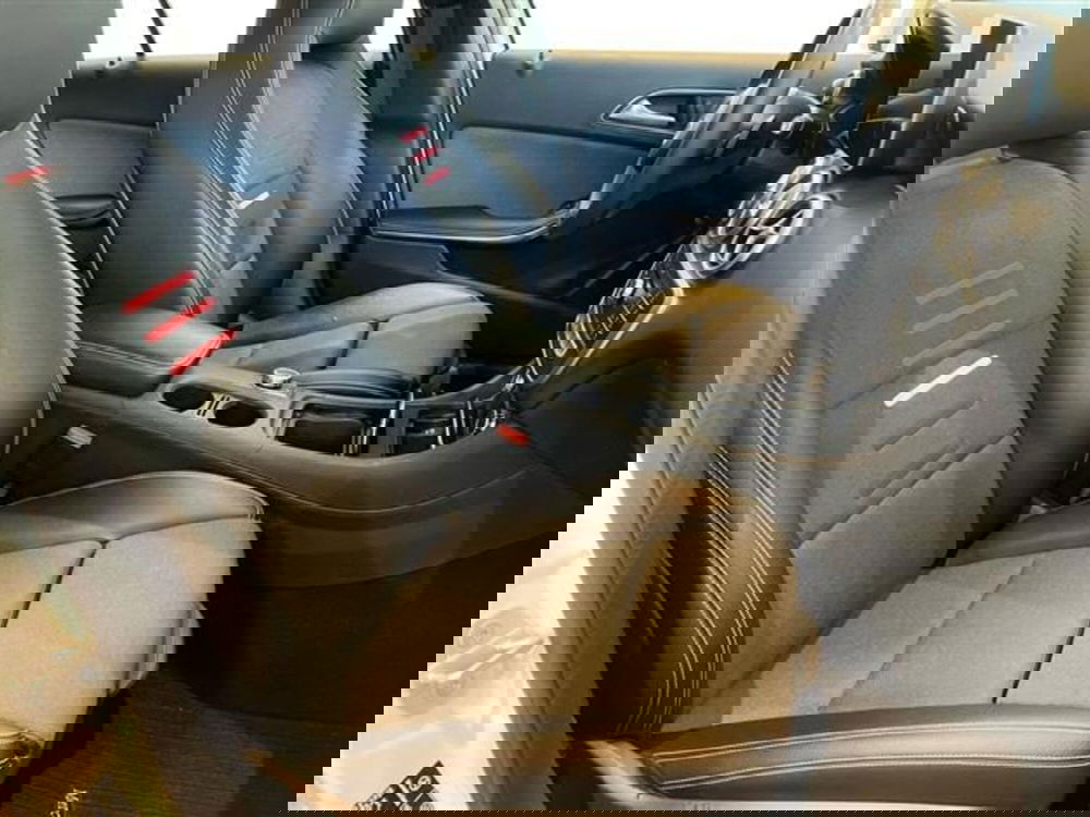 Mercedes-Benz CLA Shooting Brake usata a Como (11)