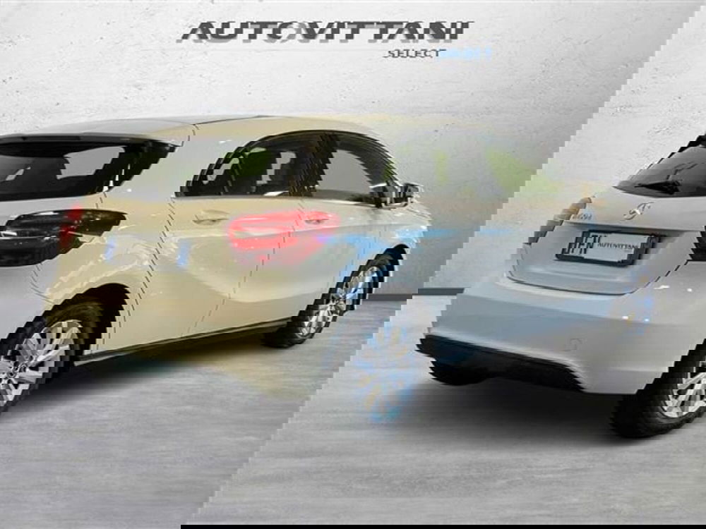 Mercedes-Benz CLA Shooting Brake usata a Como (3)