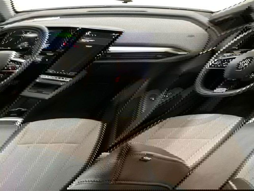 Renault Megane E-Tech Electric usata a Como (9)