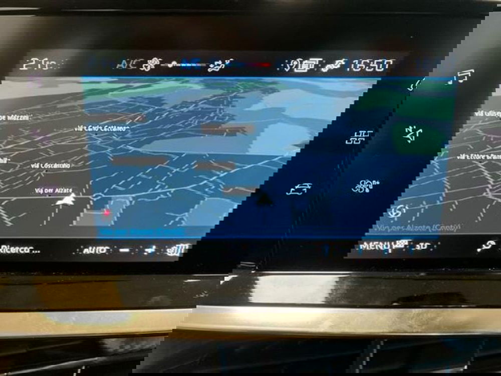 Peugeot 208 usata a Como (13)