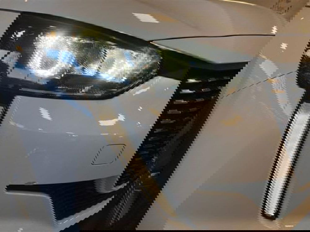 Peugeot 208 usata a Como (7)