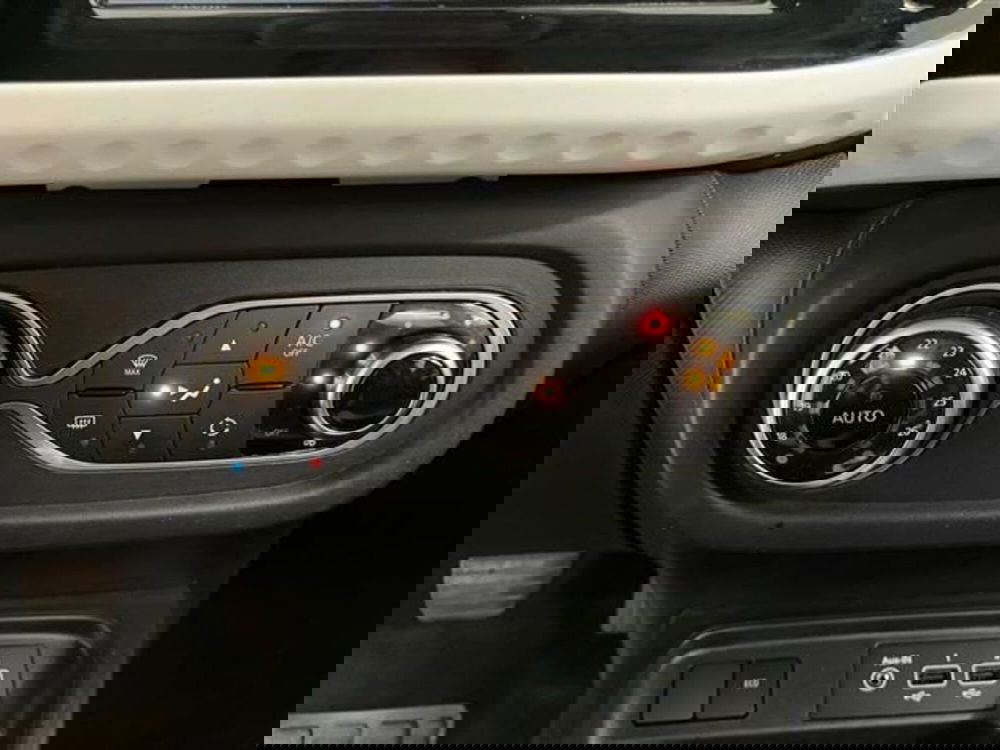 Renault Twingo usata a Como (14)