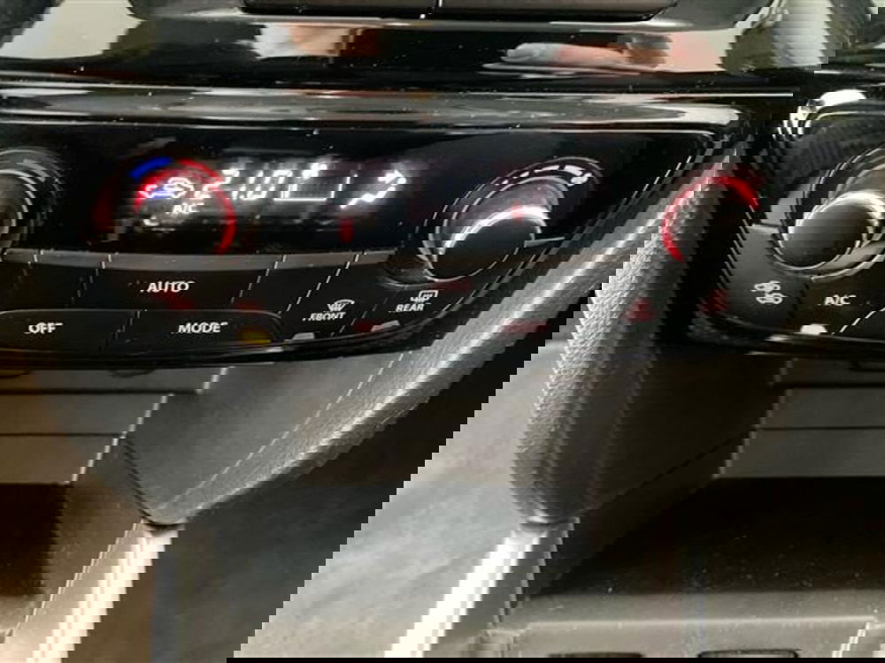 Suzuki Vitara usata a Como (14)