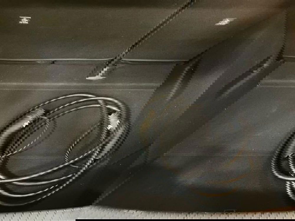 Renault Megane E-Tech Electric usata a Como (18)