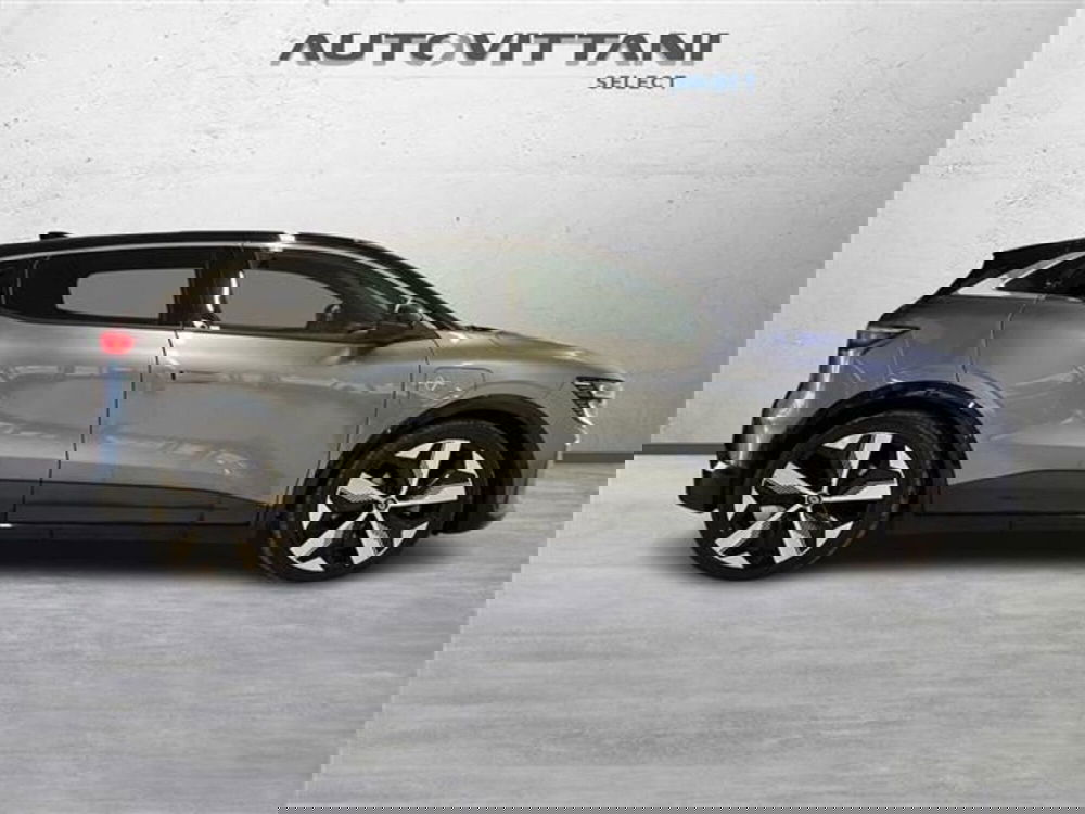 Renault Megane E-Tech Electric usata a Como (5)