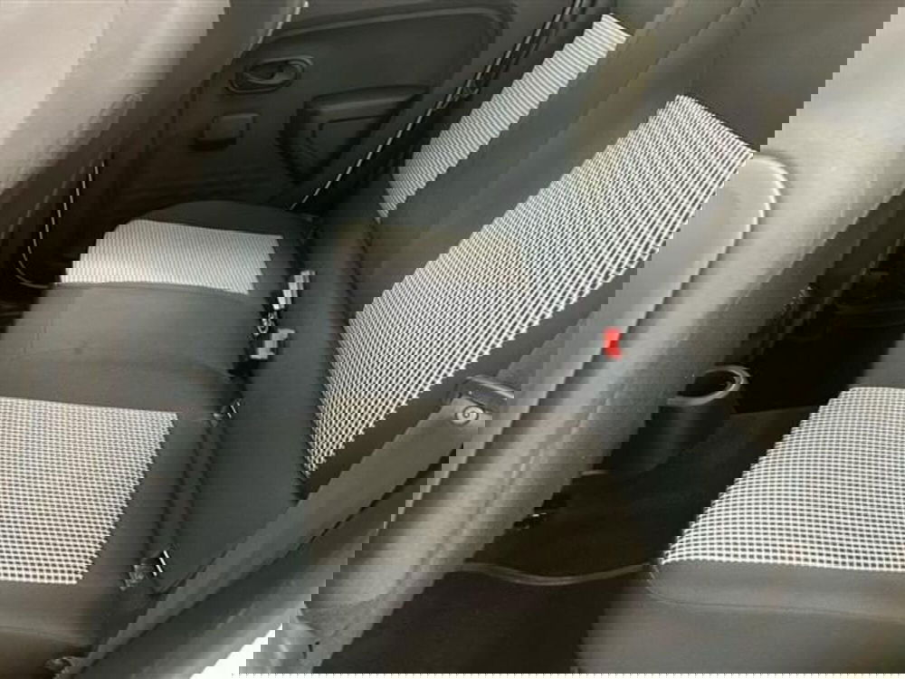 Renault Twingo usata a Como (12)