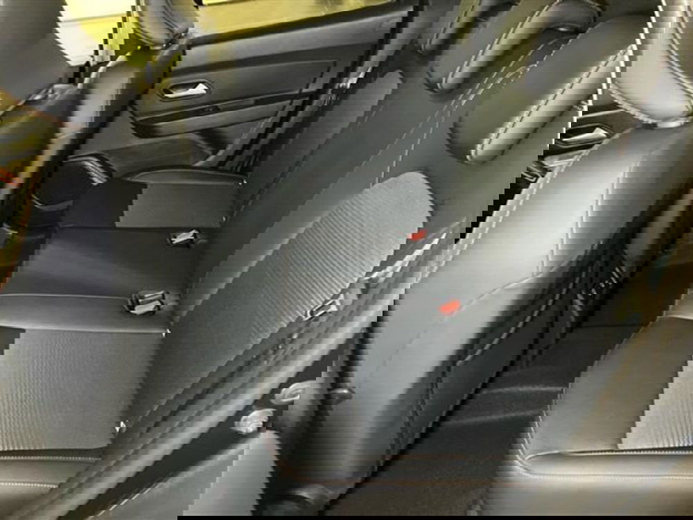 Dacia Duster usata a Como (12)