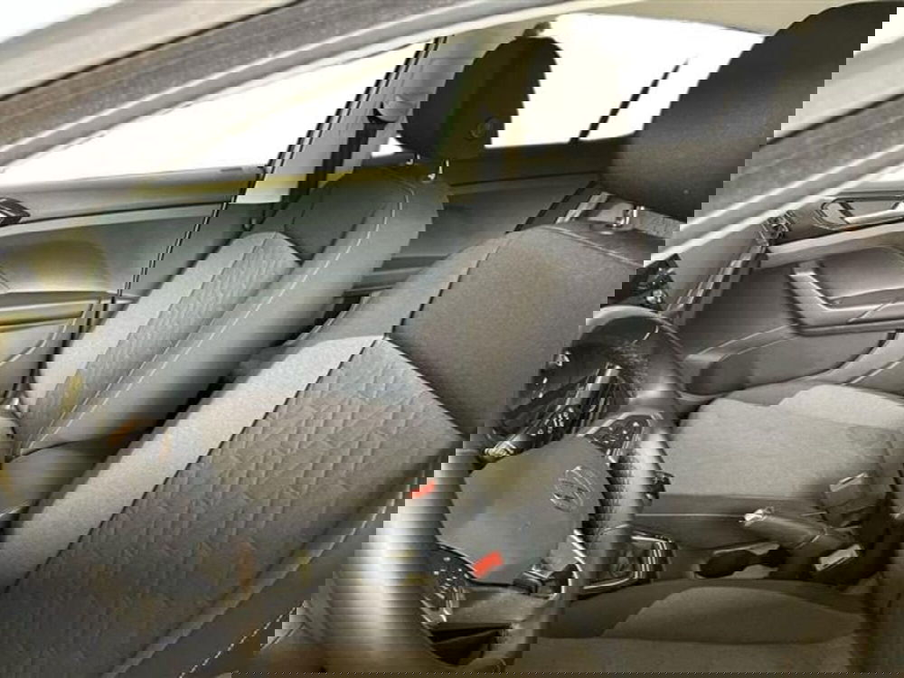 Volkswagen T-Cross usata a Como (10)