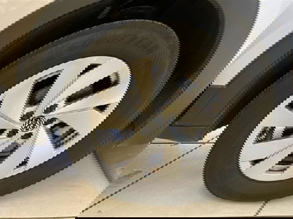 Volkswagen T-Cross usata a Como (5)