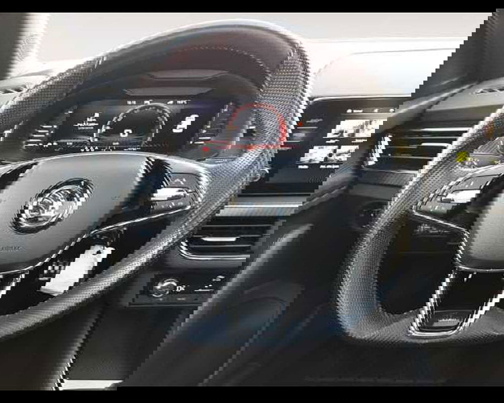 Skoda Kamiq usata a Ravenna (12)