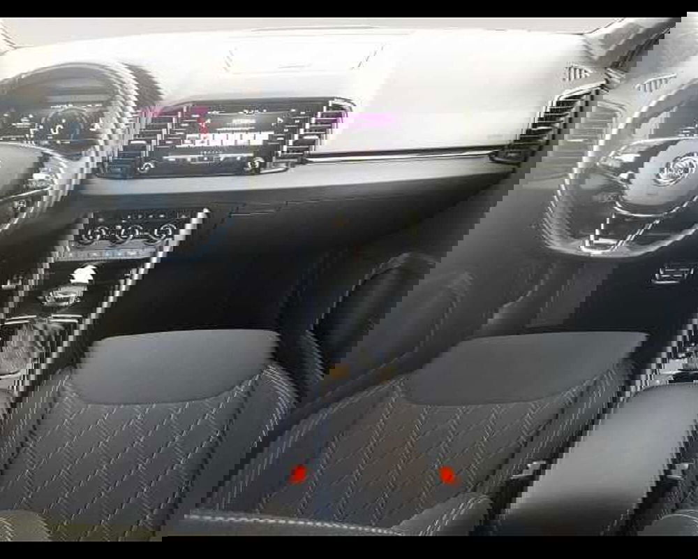 Skoda Karoq usata a Ravenna (10)