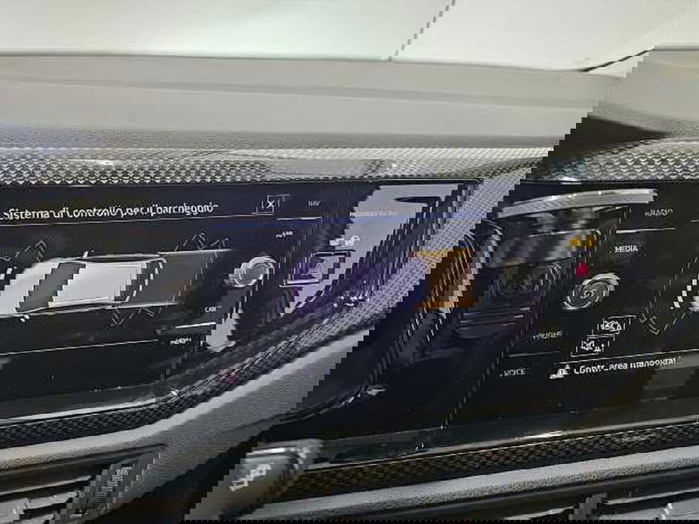 Volkswagen Taigo usata a Lecco (14)