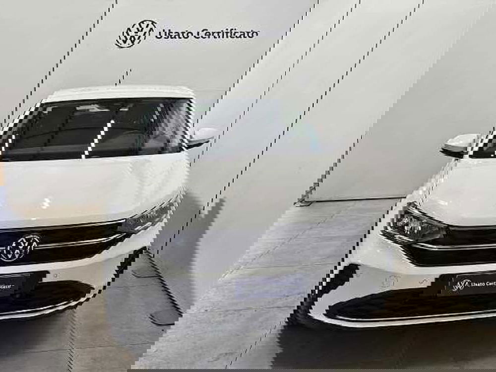 Volkswagen Taigo usata a Lecco (2)