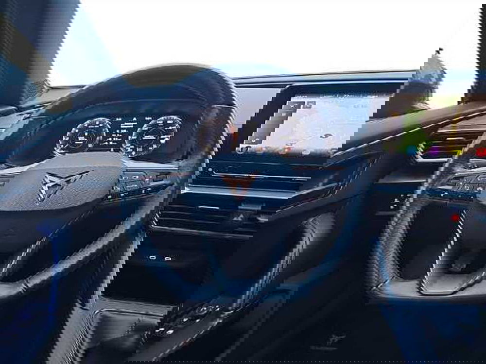 Cupra Formentor usata a Lecco (8)