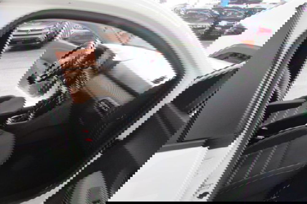 Dacia Sandero usata a Milano (14)