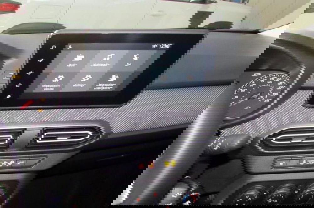 Dacia Sandero usata a Milano (7)